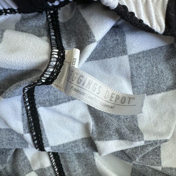 Leggings Depot Bike Shorts Checkered Black White Size Large Spandex 80s 90s Core - Picture 10 of 11